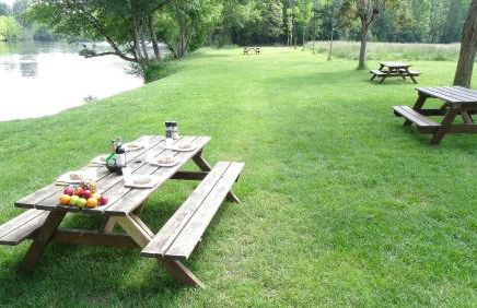 TERRE d'HISTOIRE - Baignade - Canoë - Piste cyclable à 100 m - Foto 42