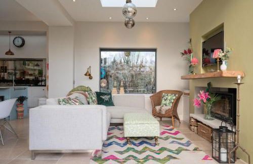 Eskbank Terrace Spacious House - Photo 15