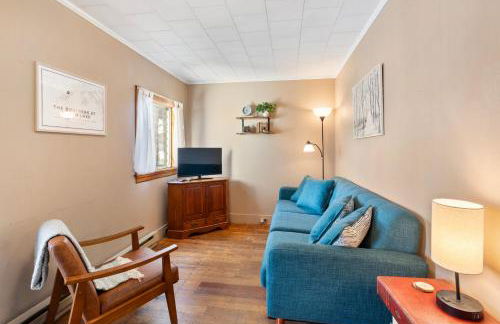 Squam Waterfront 2 bed rental (Suite 6) - Foto 4