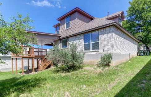 Spacious 3BR Retreat Close to Downtown & Outlets - Foto 14