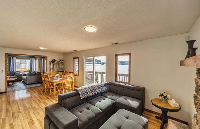 Redbud Retreat Amenity-filled Waterfront Home! - Photo 21