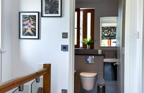 Luxurious 3Bed House with Spa Bath & Garden - Foto 59