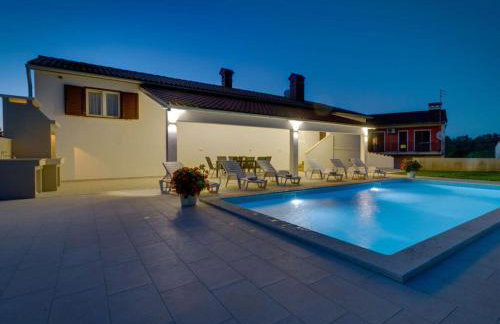 Lovely house Piljan - Foto 6