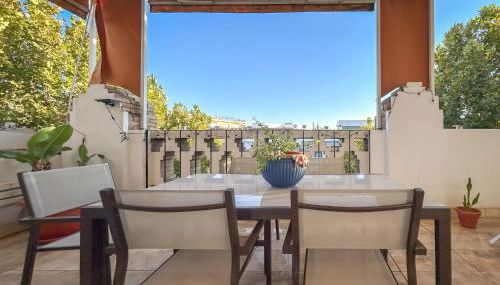 Charming 2 Bedroom Boutique Triplex Apartment with Private Terrace at Seville City Center by OCityzen - Foto 3