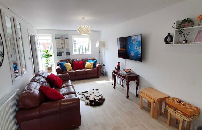 Riverdale House - 4 Bedrooms - Photo 25