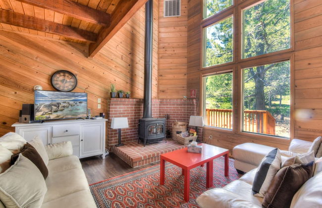 Northwoods Hangout Near Tahoe Donner - Foto 13
