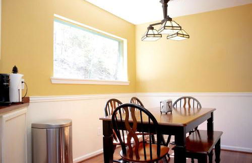 Group Cabin with Kayaks and Foosball Table in La Grange, Texas - Foto 16