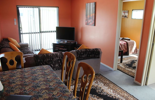 Eyreview Retreat - Photo 7