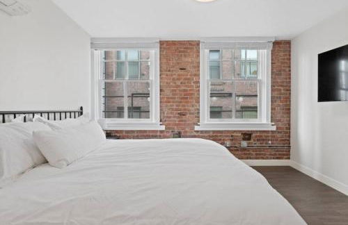 King Beds J and K on Main Luxury Apartment 406 - Foto 14