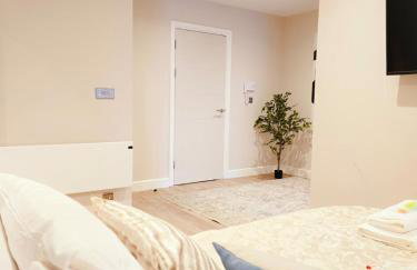 King Size Bed, City Centre, Long Stay Offers, Fast Wifi, Fully Equipped Kitchen, Dedicated Work Place - Foto 47