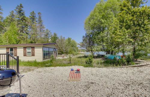 Baileys Harbor Waterfront Vacation Rental with Grill - Foto 23