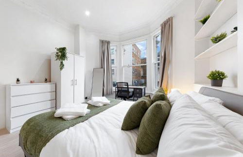 Urban Hideaway, Private Garden, 2 Mins to Station - Foto 3