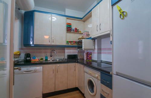 Cosy 2BR flat in Nuevo Portil city centre - Foto 13