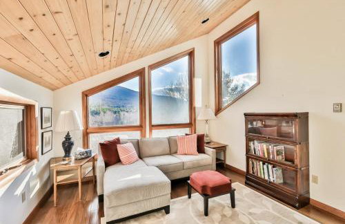 Mountain house w/ stunning views & gourmet kitchen - Foto 22