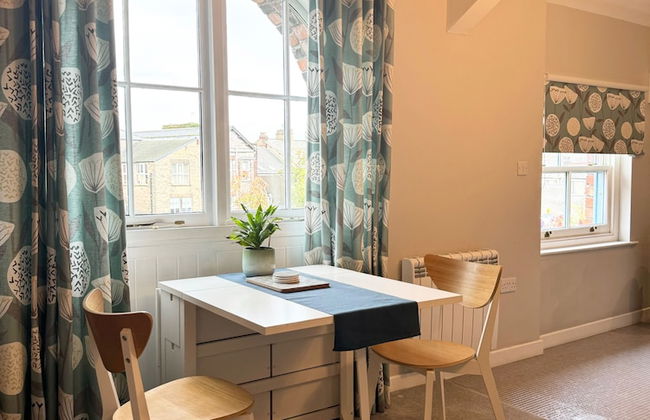 Warehouse Apartment-1 King Bed, Sleeps 2 - Foto 10