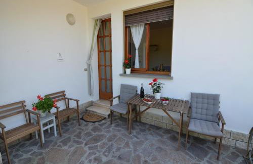 Sunny Coastal Apartment - Foto 14