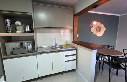 Casa completa, lindamente decorada, nova com 2 quartos - Foto 4