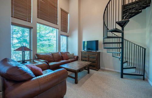 Bigfoots Alpine Retreat MH710By Powder Mtn Hot Tub - Photo 1