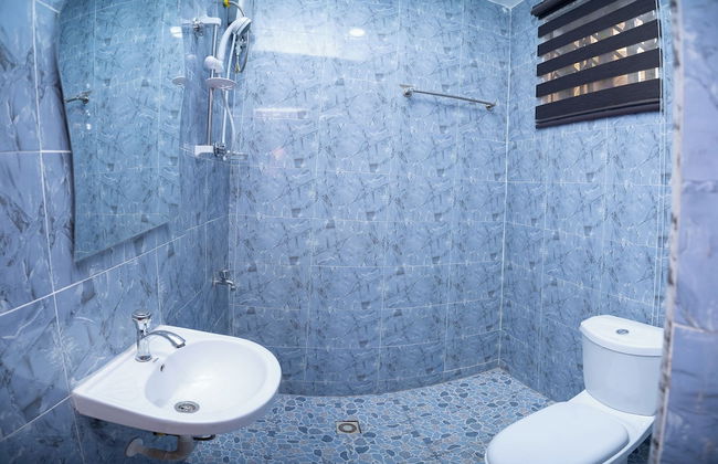 Cute & Comfy Condo Close to Highway - Foto 14