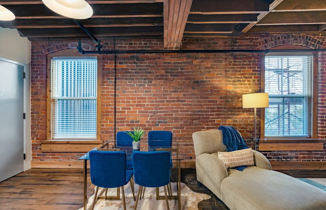 Contemporary Nashville at The 1865 - Photo 19