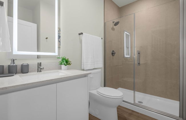 Upstay - Modern Family Townhome With Pool - Foto 22