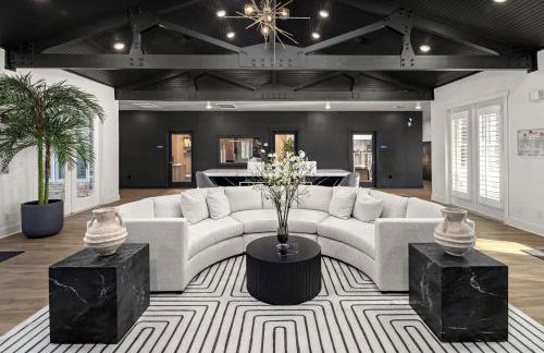 Landing Modern 1BD Game Room Gym - Photo 15