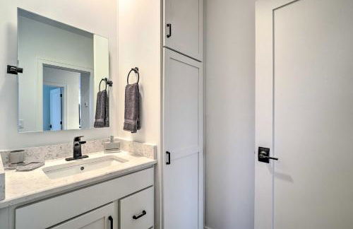 Downtown Traverse City Condo 32 Mi to Ski Slopes! - Foto 15