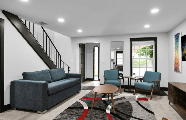 Escape to This Gorgeous new Wilton Manors Villa - Photo 50