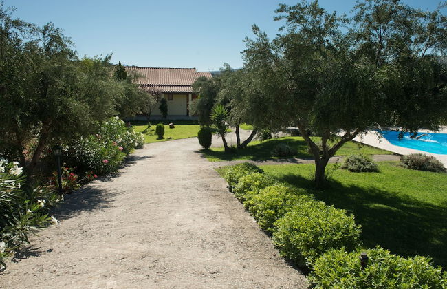 Villas Lefkothea - Photo 52