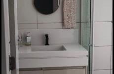 Apto para até 4 pessoas,com Wi-Fi,ótima localização, área de lazer com conveniência e piscina para criança - Foto 9