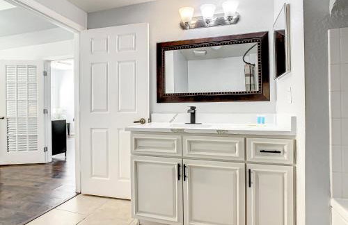 4 Bedroom Townhouse in a Gated Resort! - Foto 14