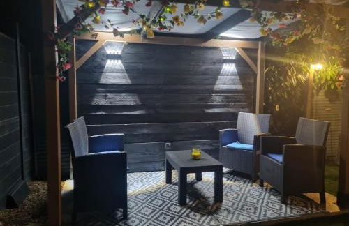 Très belle dépendance relaxante totalement indépendante - Foto 16