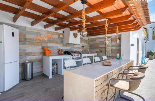 Villa George - HMR Holidays - Foto 4