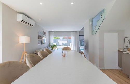 Poolside oasis by Caparica beach - Foto 51