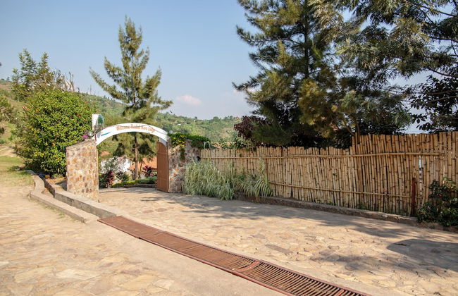 Room in Lodge - Find a Quiet Beach Resort at Rushel Kivu Resort! - Foto 31