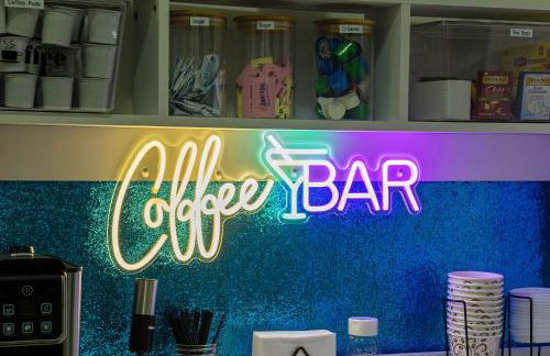 Hoboken Hideaway - Walk to Transit - 15 Mins to NYC - Foto 27