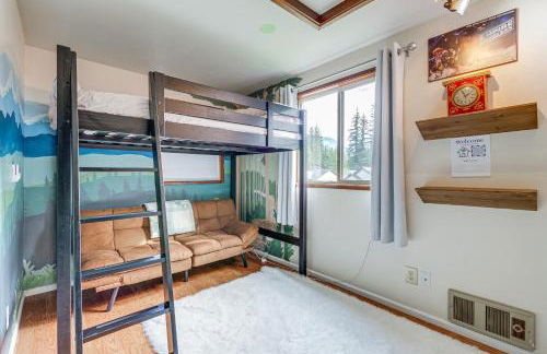 Fire Pit and Mountain Views Outdoorsy PNW Escape - Foto 17