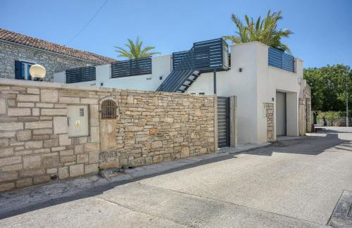 Villa Galant with Pool and Sauna - Happy Rentals - Foto 34