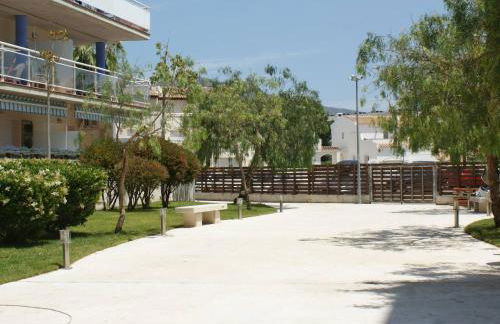 Apartamento con parking y piscina comunitaria AV-42 - Foto 25
