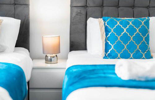 5 Bedroom House - 10 Guests - Multiple off Street Parking - Garden - Smart TV - WIFI - Contractors - Families - Groups - Top Rated - 98Q - Photo 7