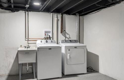 Joliet Cozy Oasis 4BR - Foto 30