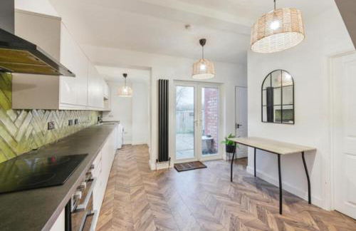 Contractor Heaven! Chic and Cosy Derby House! - Foto 8