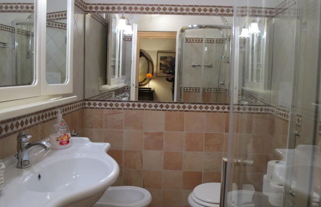 Aurora in Pantheon Apartment - Photo 15