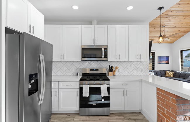 Cottage with BBQ & Hot Tub - Foto 13