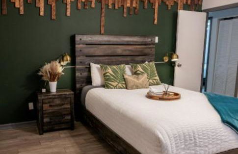 Upscale Ybor House with Outdoor Living Space - Photo 23