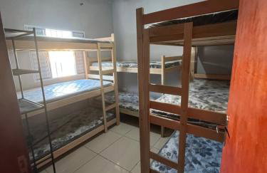 Casa próximo a plataforma de pesca com piscina e churrasqueira - Foto 11