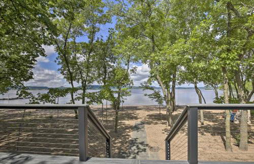 Lake Pepin Cottage with Decks and Private Beach! - Foto 21