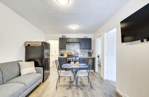 Walkable Barberton Apartment 9 Mi to Akron! - Foto 6