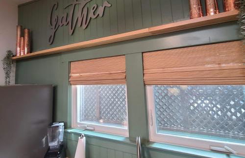 Dhyana Redwoods Fire Table Nearby River Access Ping Pong & Arcade Games - Foto 11