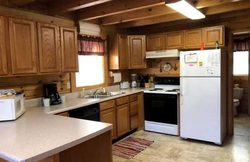 Idyllic Cabin Rental Nestled in the Forest near Summersville, West Virginia - Foto 9